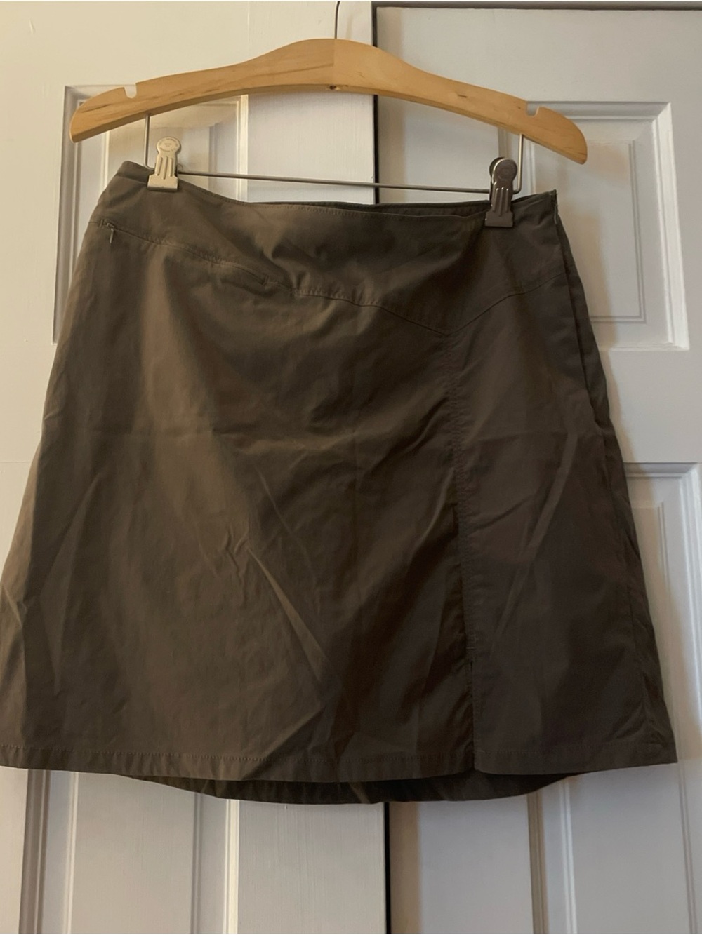 Patagonia Women’s Utility Hiking Skort 100% Nylon Size 10